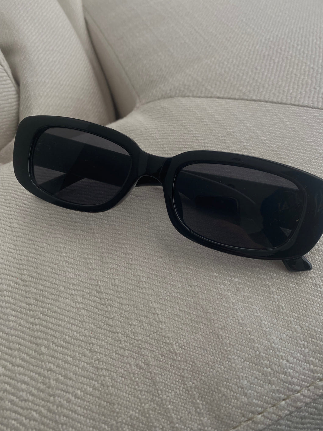 All Black Sunnies